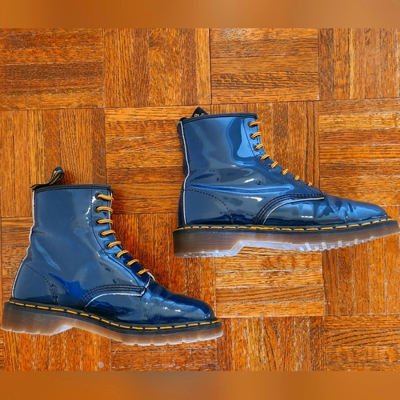 Made in England Doc Marten boots - Picture 5 of 9